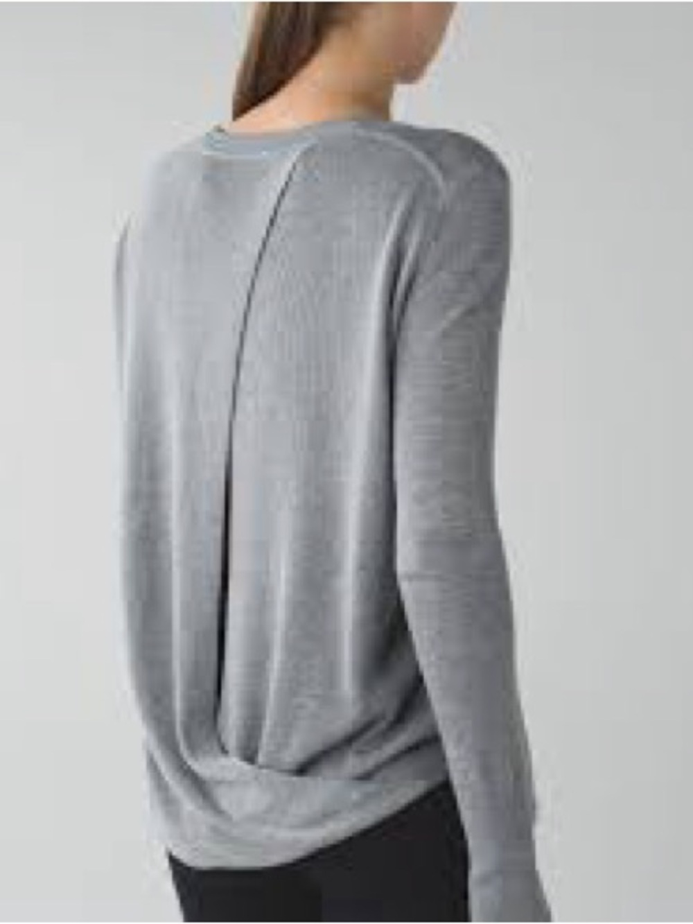 Lululemon Bring It Backbend Sweater
Heathered grey size 4